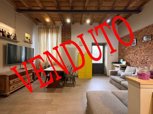 casa indipendente in vendita a Turano Lodigiano in zona Robecco