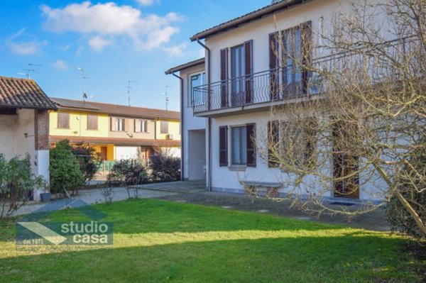 casa indipendente in vendita a Turano Lodigiano in zona Melegnanello