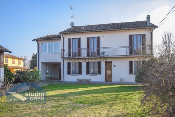 casa indipendente in vendita a Turano Lodigiano in zona Melegnanello