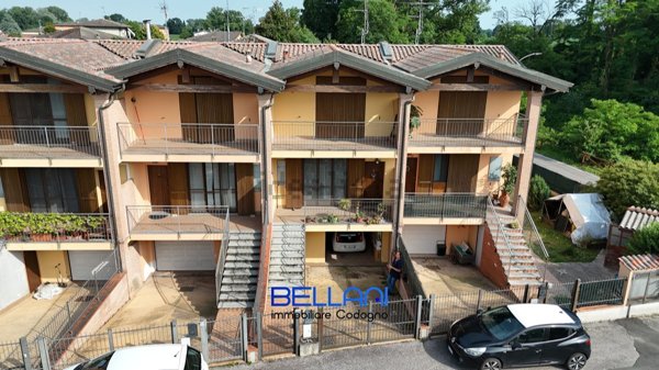 casa indipendente in vendita a Turano Lodigiano