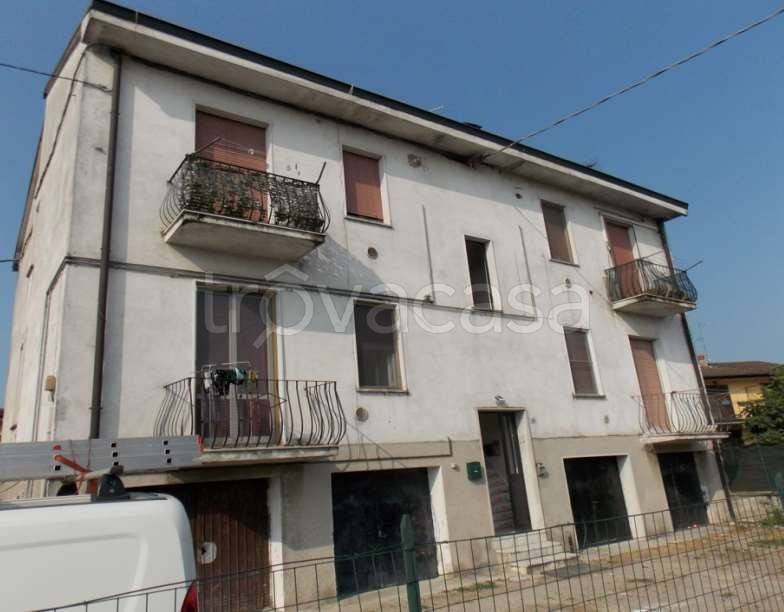 appartamento in vendita a Valera Fratta
