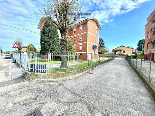 appartamento in vendita a Valera Fratta