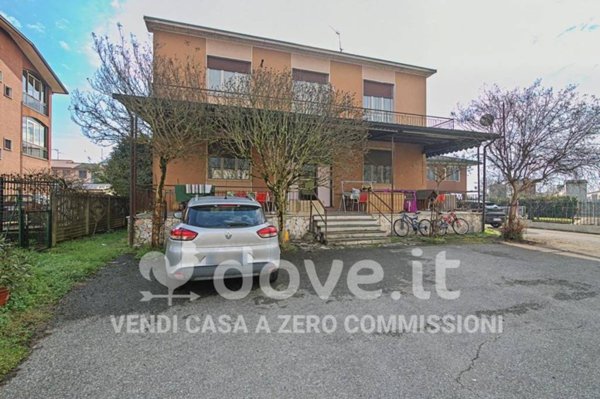 casa indipendente in vendita a Valera Fratta