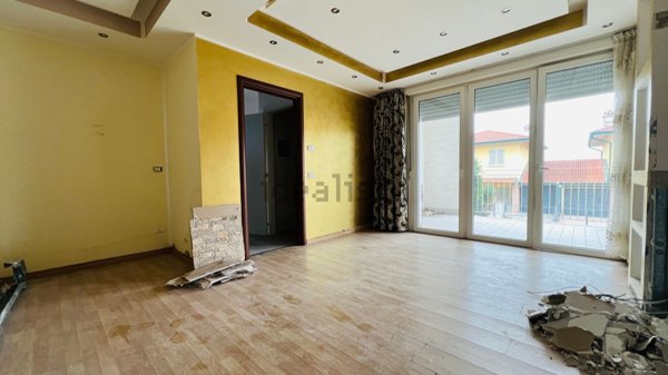 appartamento in vendita a Valera Fratta