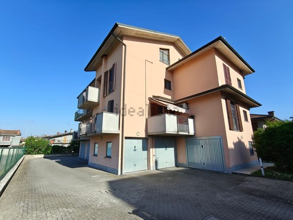 appartamento in vendita a Valera Fratta