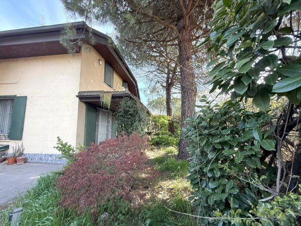 casa indipendente in vendita a Valera Fratta