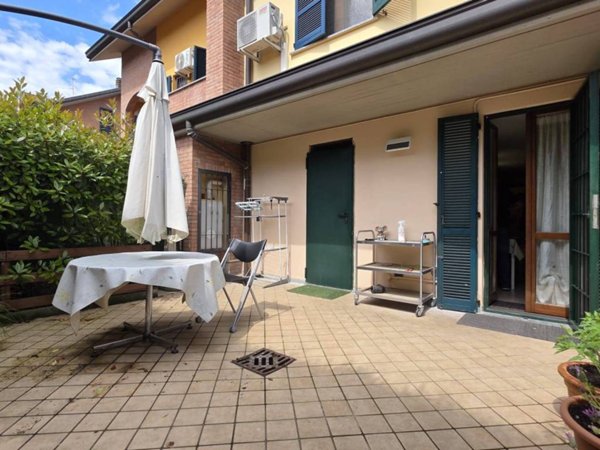 casa indipendente in vendita a Valera Fratta