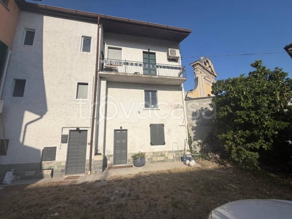 casa indipendente in vendita a Valera Fratta