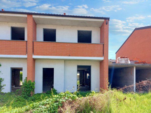 villetta a schiera in vendita a Valera Fratta