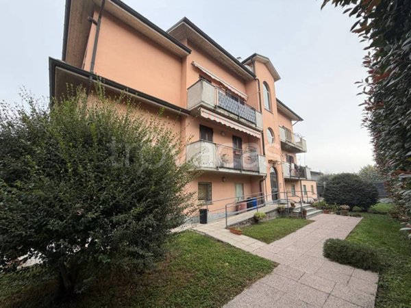 appartamento in vendita a Valera Fratta