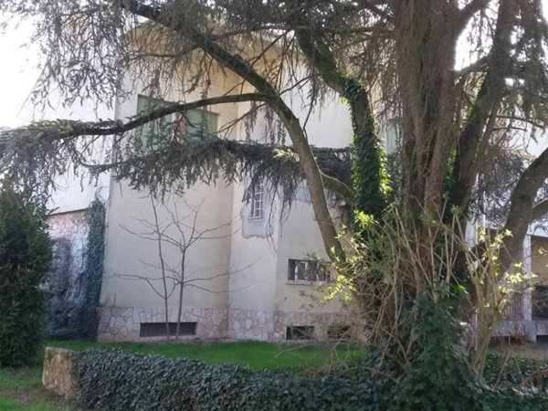 casa indipendente in vendita a Villanova del Sillaro