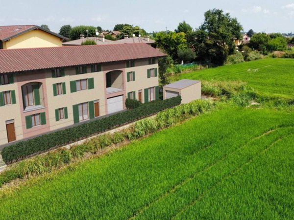 casa indipendente in vendita a Villanova del Sillaro