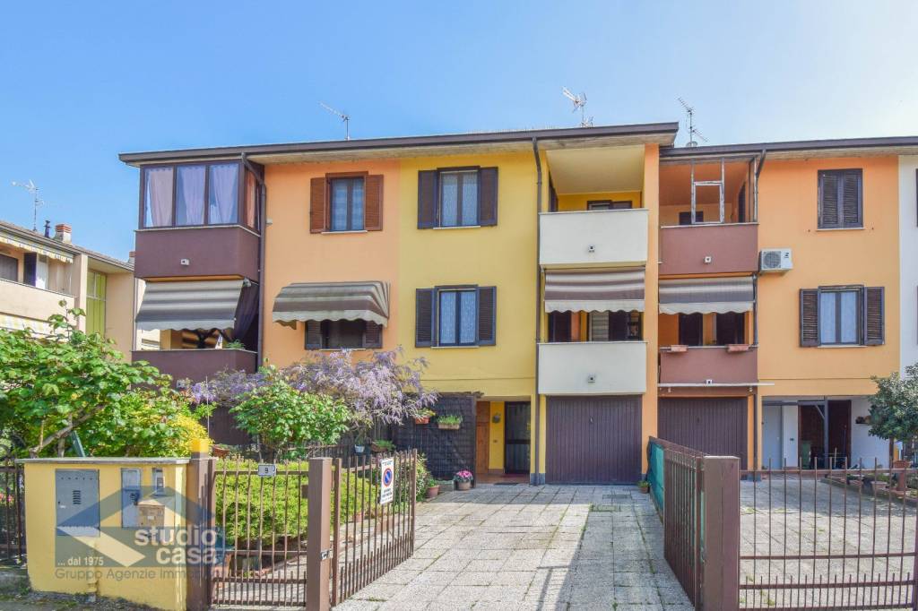 casa indipendente in vendita a Villanova del Sillaro in zona Bargano