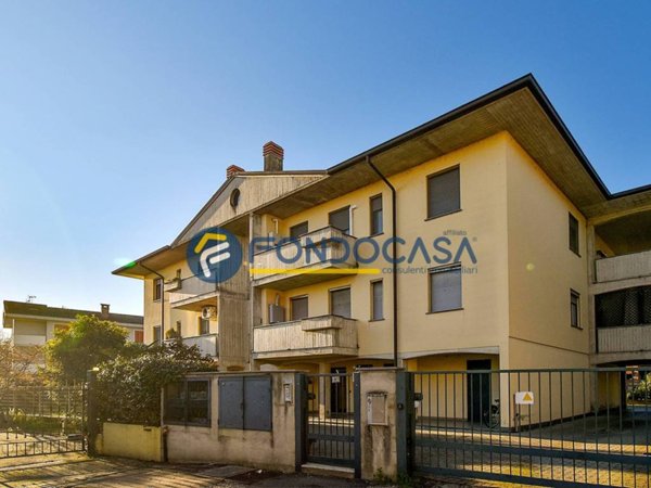 appartamento in vendita a Villanova del Sillaro in zona Bargano