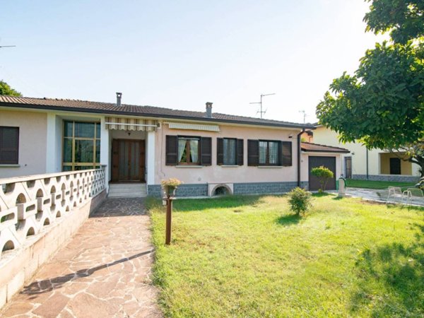 casa indipendente in vendita a Villanova del Sillaro