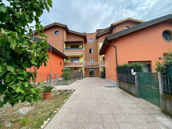 appartamento in vendita a Zelo Buon Persico in zona Muzzano