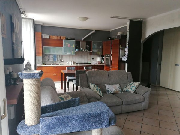 appartamento in vendita a Zelo Buon Persico
