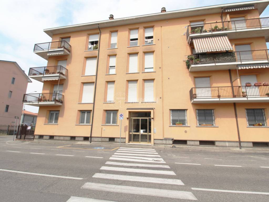 appartamento in vendita a Zelo Buon Persico