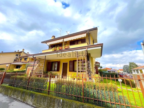 casa indipendente in vendita a Zelo Buon Persico