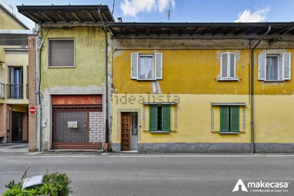 casa indipendente in vendita a Zelo Buon Persico