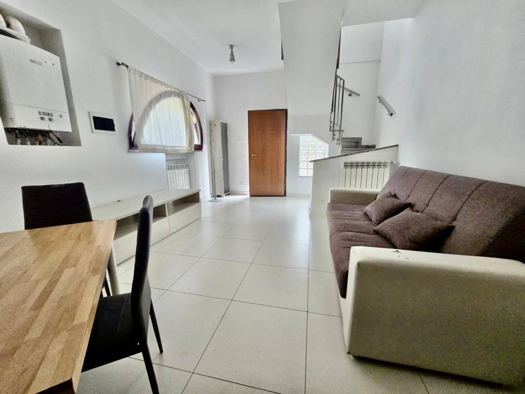 casa indipendente in vendita a Zelo Buon Persico