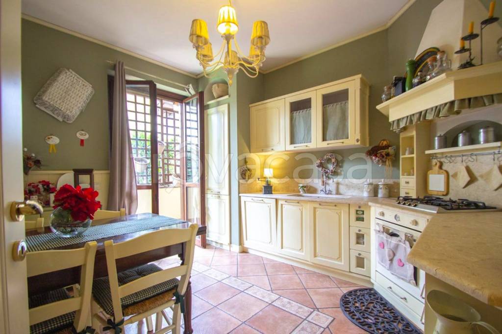 casa indipendente in vendita a Zelo Buon Persico