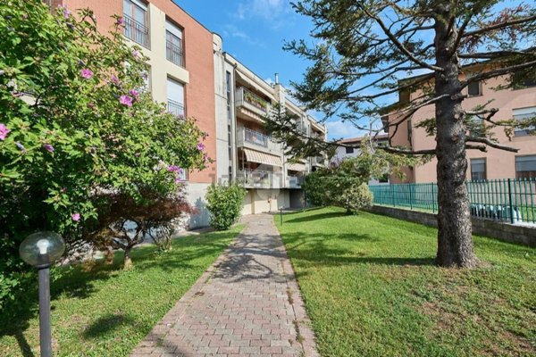appartamento in vendita a Zelo Buon Persico