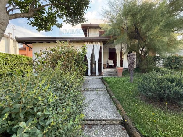 casa indipendente in vendita a Zelo Buon Persico