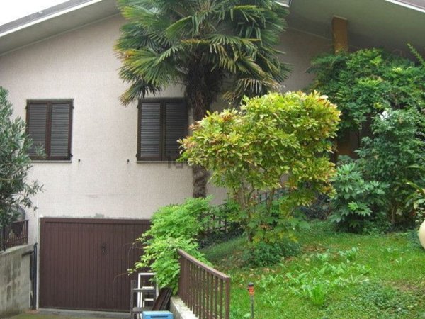 casa indipendente in vendita a Zelo Buon Persico