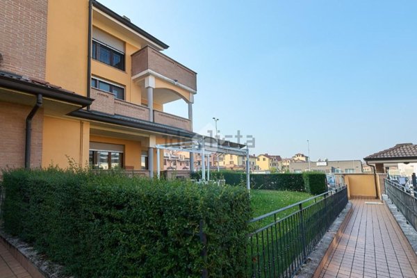 appartamento in vendita a Zelo Buon Persico