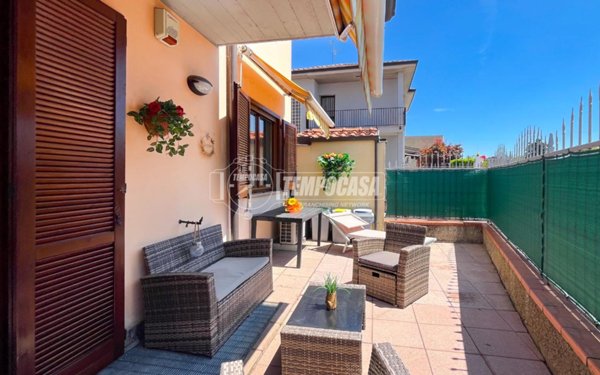 appartamento in vendita a Zelo Buon Persico