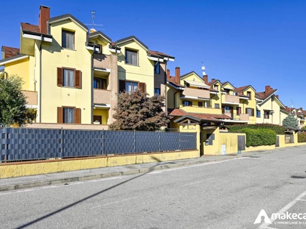 appartamento in vendita a Zelo Buon Persico