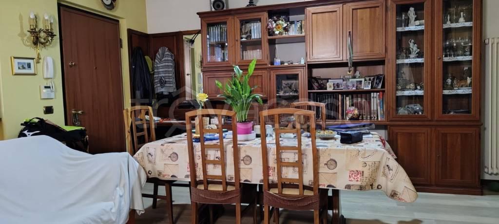 casa indipendente in vendita a Zelo Buon Persico