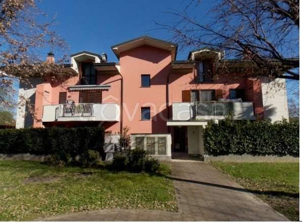 appartamento in vendita a Zelo Buon Persico