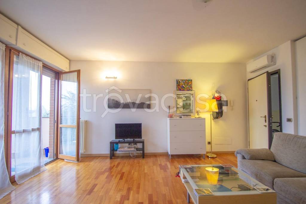 appartamento in vendita a Zelo Buon Persico