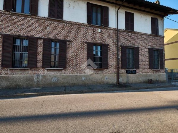 appartamento in vendita a Zelo Buon Persico in zona Muzzano