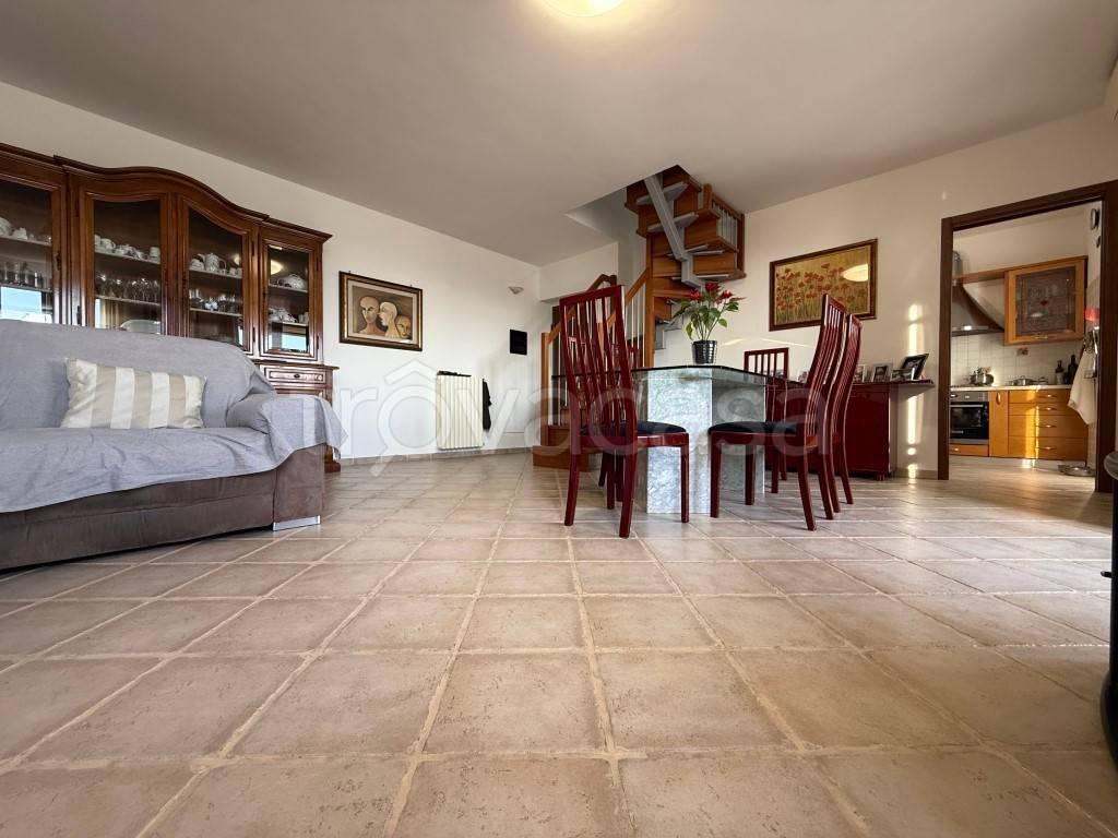 appartamento in vendita a Zelo Buon Persico