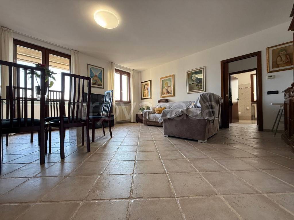 appartamento in vendita a Zelo Buon Persico