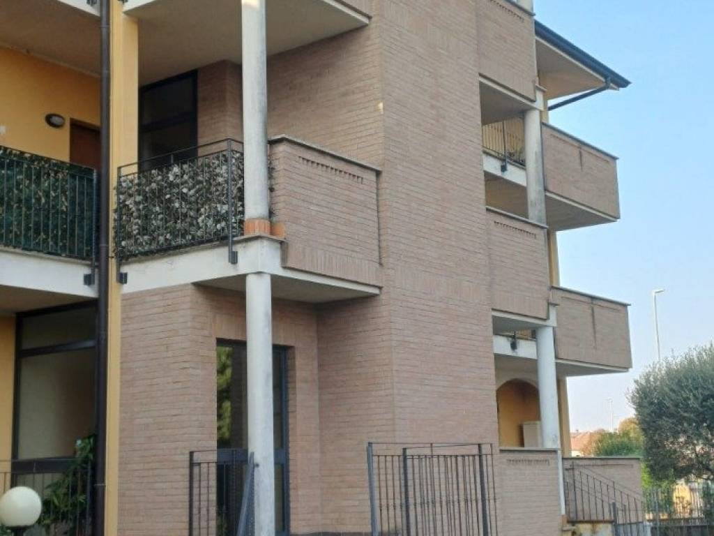 appartamento in vendita a Zelo Buon Persico