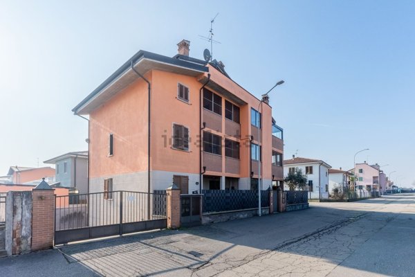 appartamento in vendita a Zelo Buon Persico