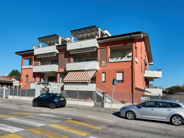appartamento in vendita a Zelo Buon Persico