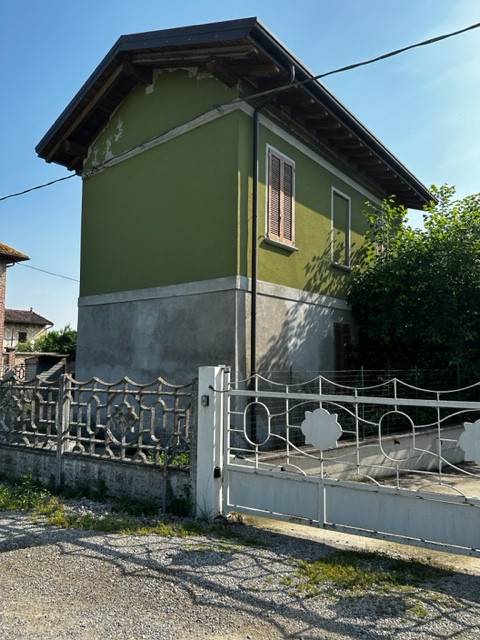 casa indipendente in vendita a Zelo Buon Persico in zona Muzzano