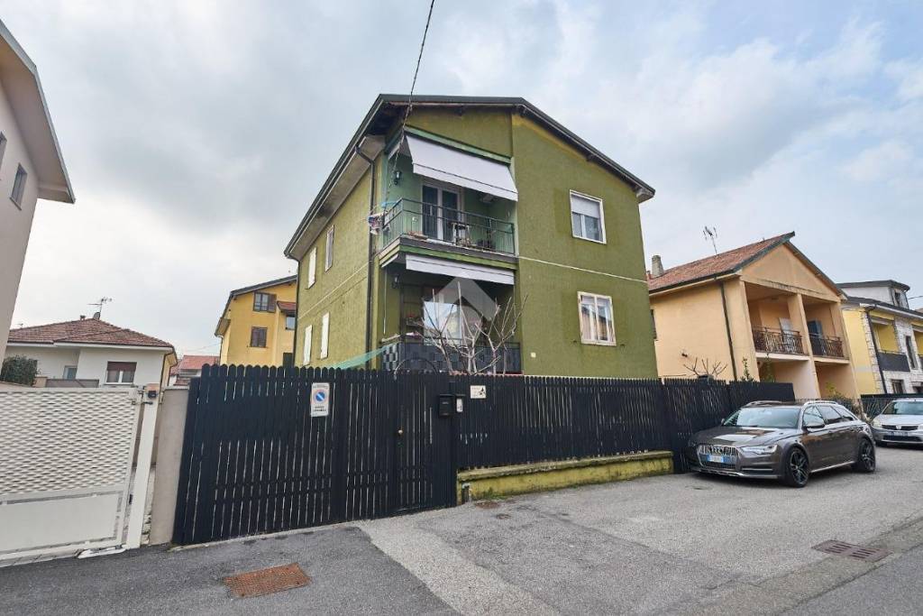casa indipendente in vendita a Zelo Buon Persico