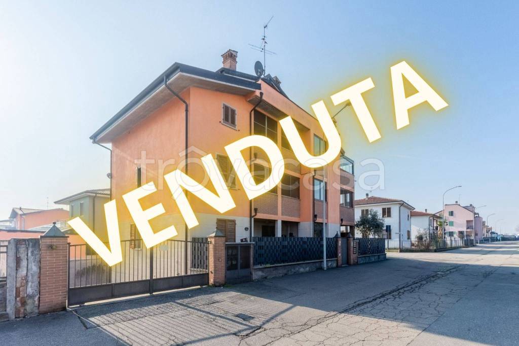 appartamento in vendita a Zelo Buon Persico