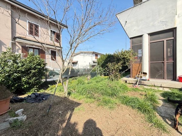 appartamento in vendita a Zelo Buon Persico in zona Mignete