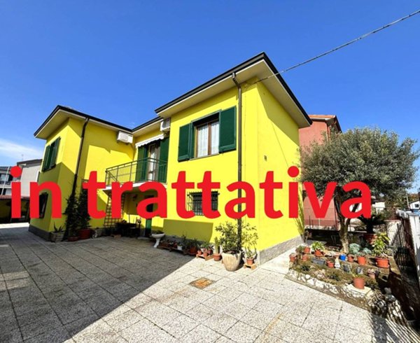 casa indipendente in vendita a Zelo Buon Persico