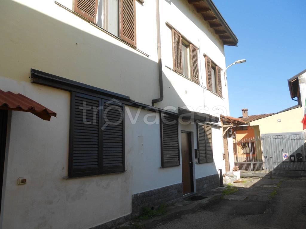 appartamento in vendita a Zelo Buon Persico in zona Mignete