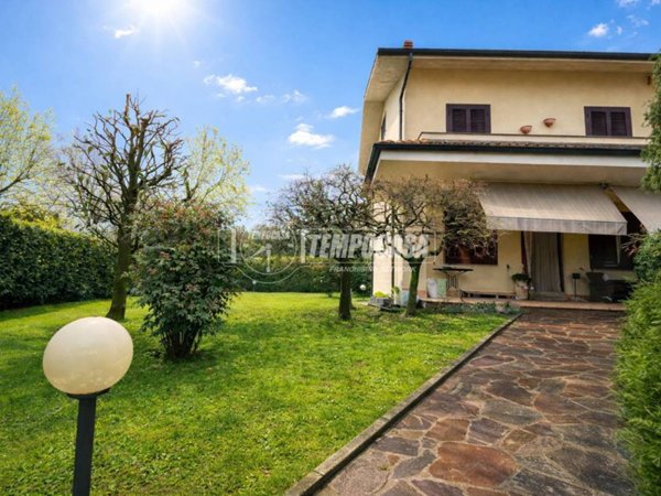 casa indipendente in vendita a Zelo Buon Persico