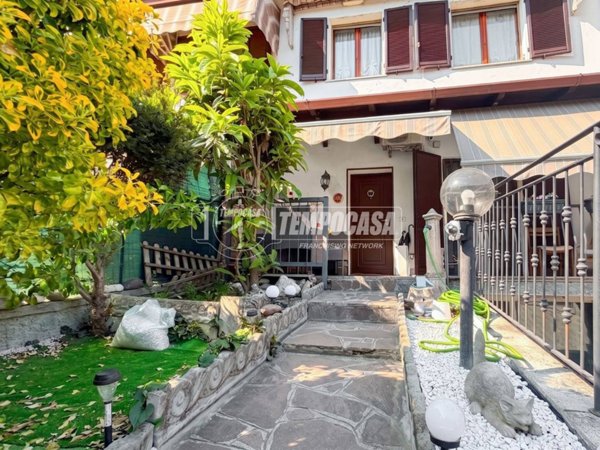 casa indipendente in vendita a Zelo Buon Persico