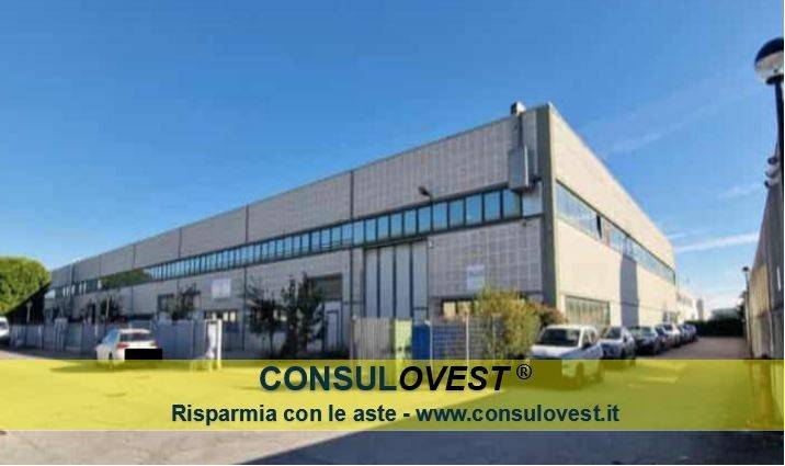 negozio in vendita a Zelo Buon Persico